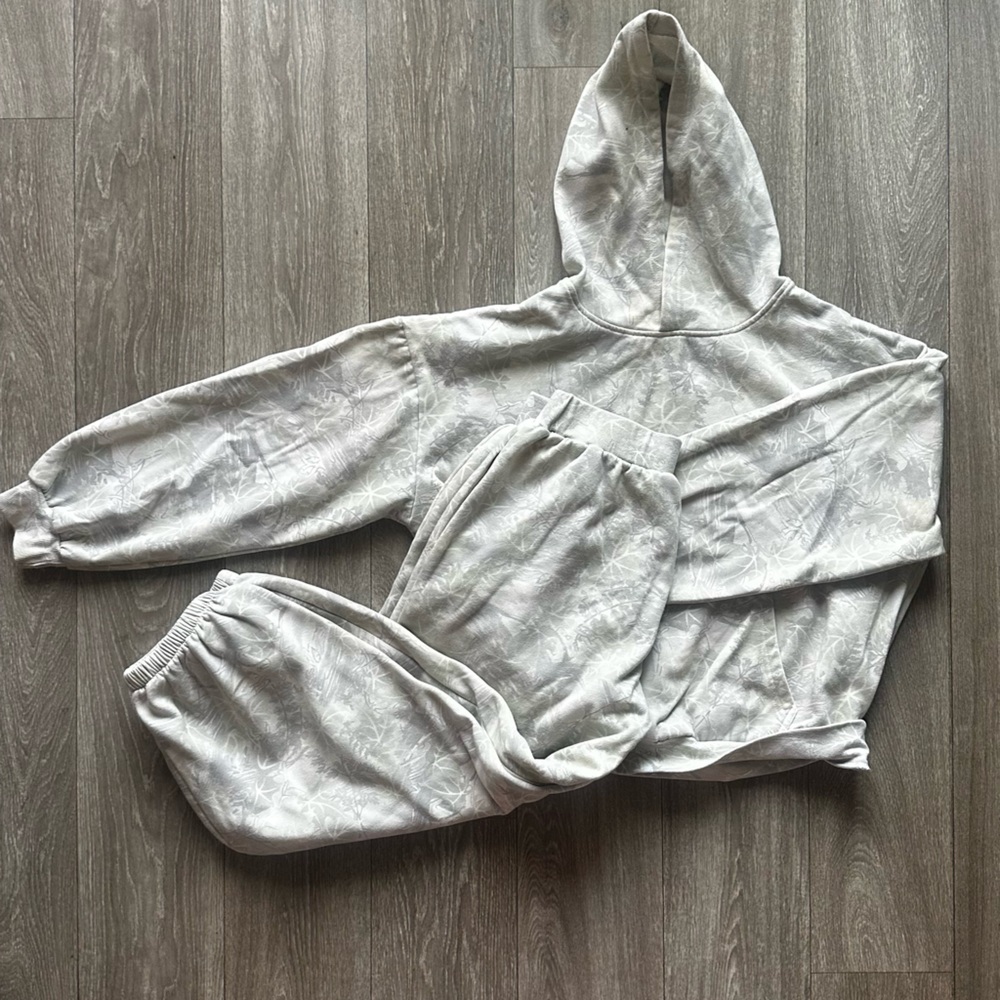 Light Gray Camo Print Sweatset
